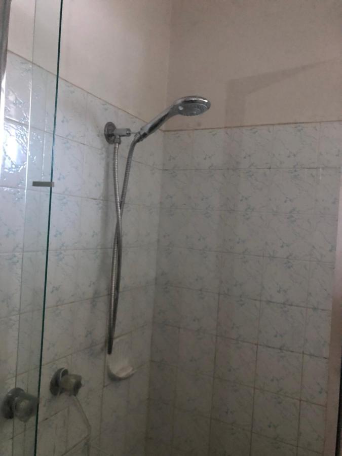 Golden House Apartment Springvale Bagian luar foto